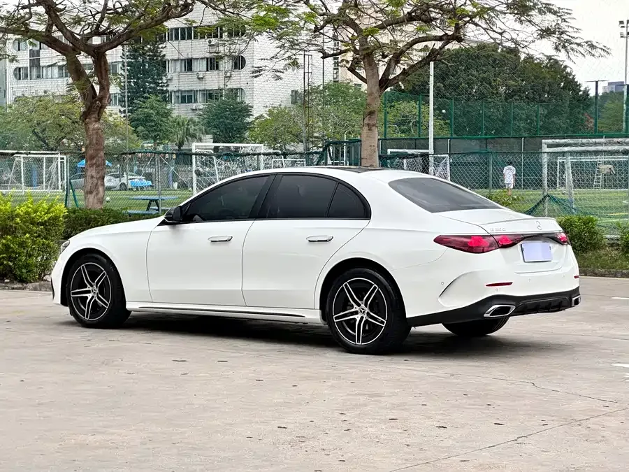 Mercedes-Benz E-Class Mercedes-Benz E-Class (Imported) 2025 E 260 Sports Edition 2024 — миниатюра 2
