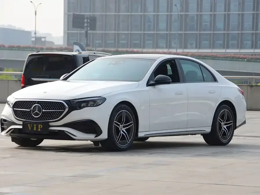Mercedes-Benz E-Class 2024