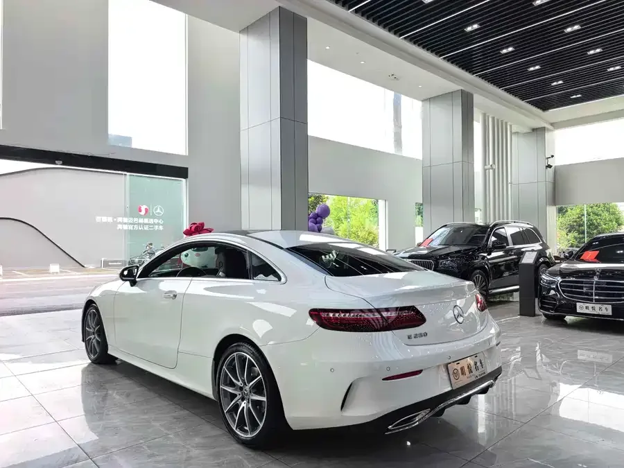 Mercedes-Benz E-Class Mercedes-Benz E-Class (Imported) 2023 E 260 Coupe 2023 — миниатюра 4
