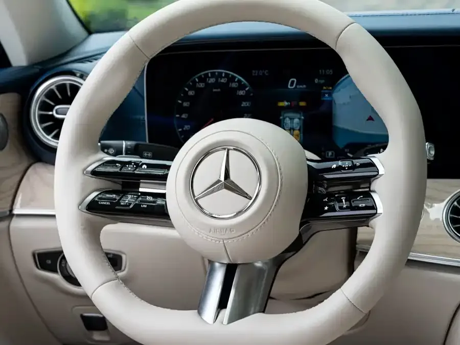 Mercedes-Benz E-Class Mercedes-Benz E-Class (Imported) 2023 E 260 Coupe 2023 — миниатюра 5