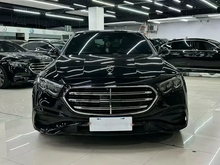 Mercedes-Benz E-Class 2025