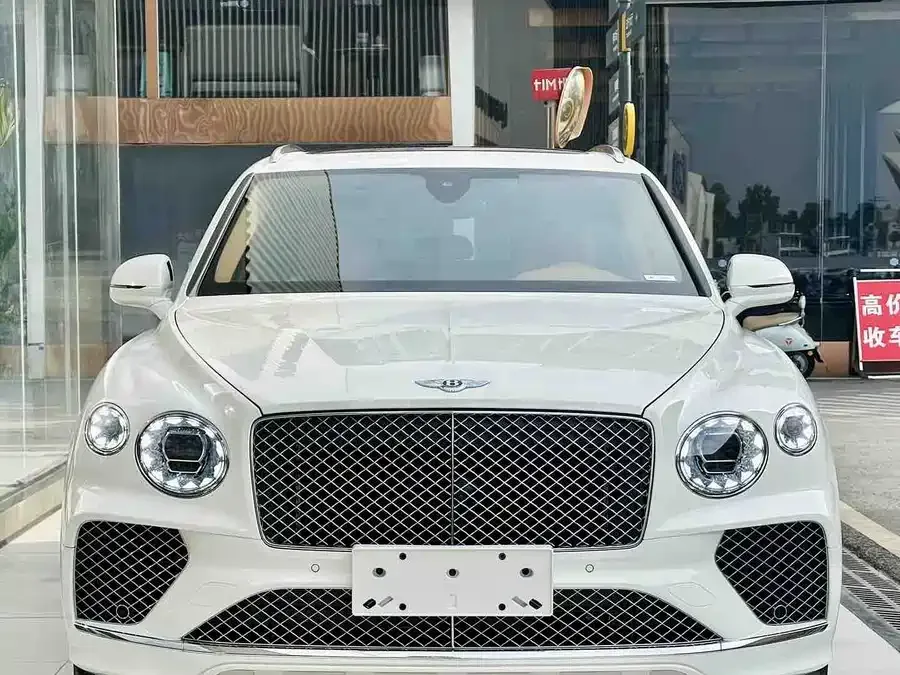 Bentley Bentayga Bentayga 2022 4.0T V8 2023 — миниатюра 2