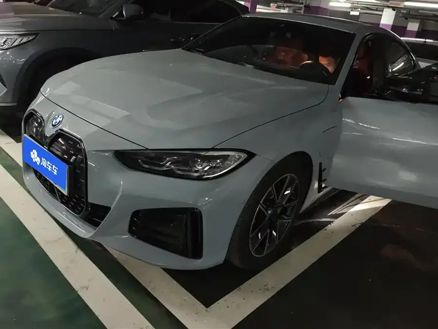 BMW i4 2025