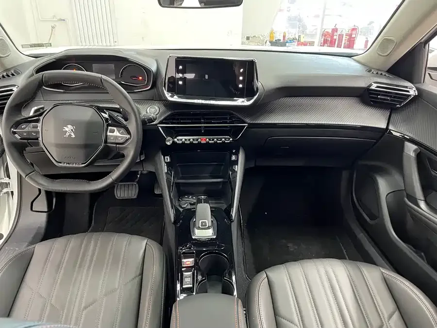Peugeot 2008 Peugeot 2008 2022 230THP THE ONE 2023 — миниатюра 3