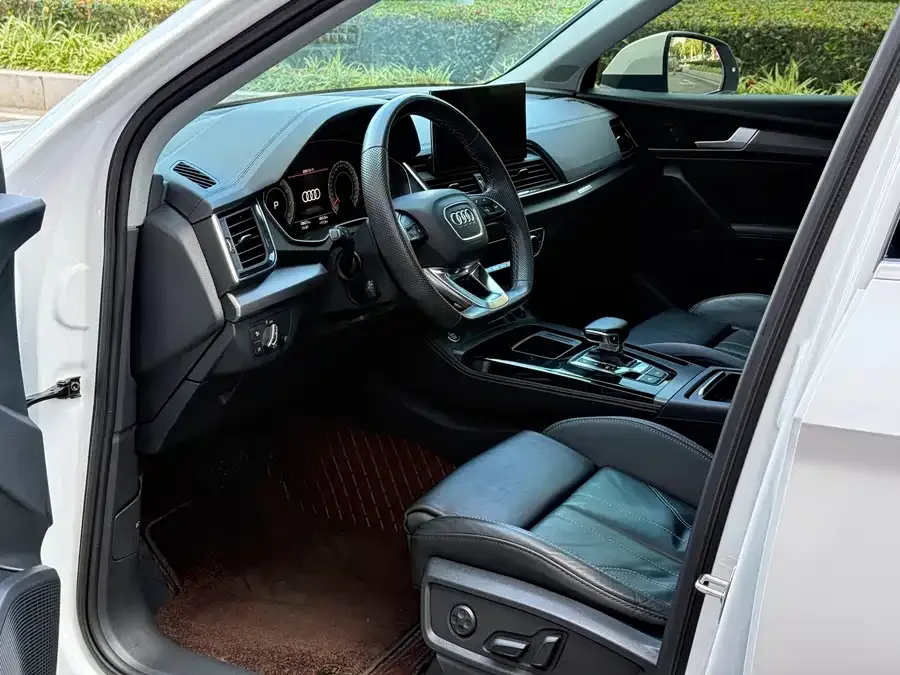 Audi Q5L 2022 45T luxury and dynamic model 2022 — миниатюра 4