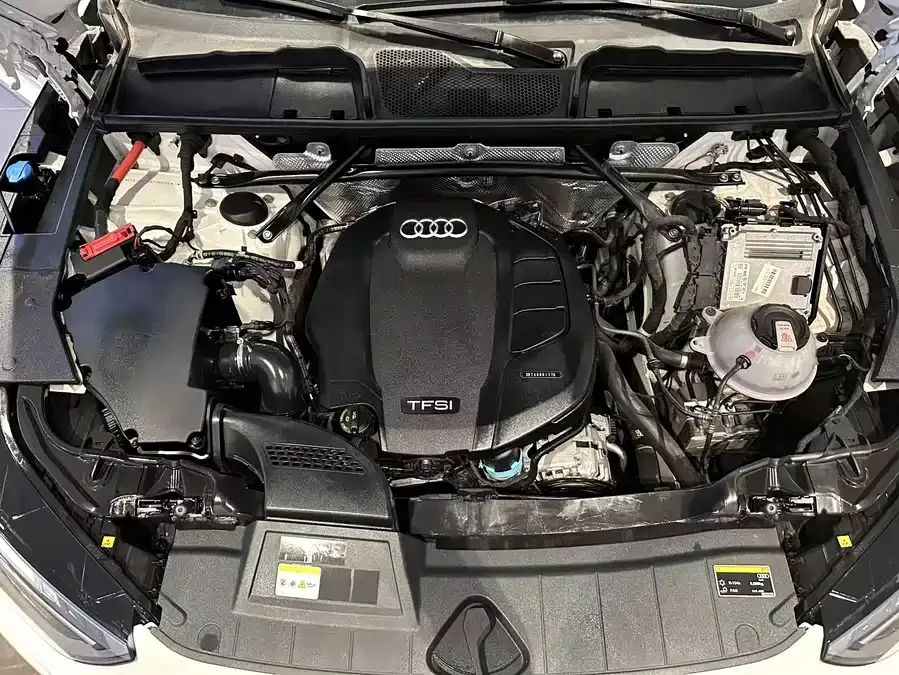 Audi Q5L 2022 facelift 40T luxury and dynamic model 2022 — миниатюра 3