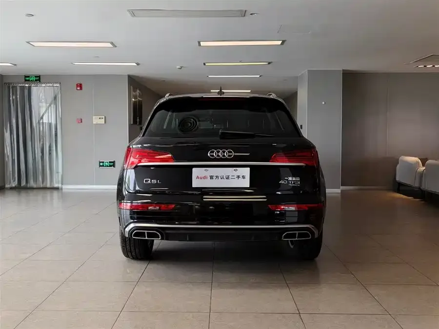 Audi Q5L 2022 40T luxury and dynamic model 2022 — миниатюра 2