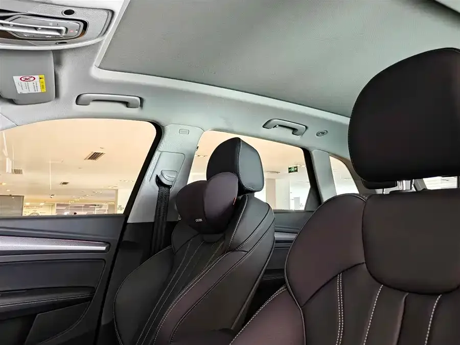 Audi Q5L 2022 40T luxury and dynamic model 2022 — миниатюра 4