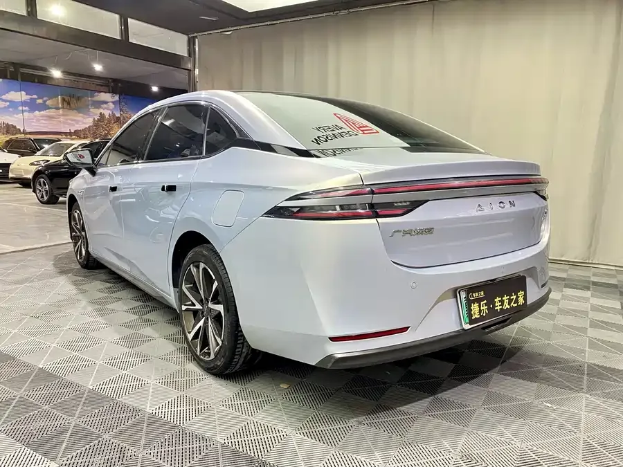 AION AION S Plus AION S Plus 2022 80 Technology Edition 2022 — миниатюра 2