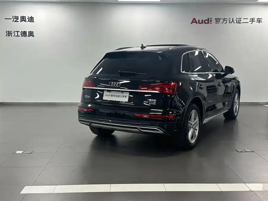 Audi Q5L 2021 40 TFSI Fashionable and Elegant 2022 — миниатюра 4