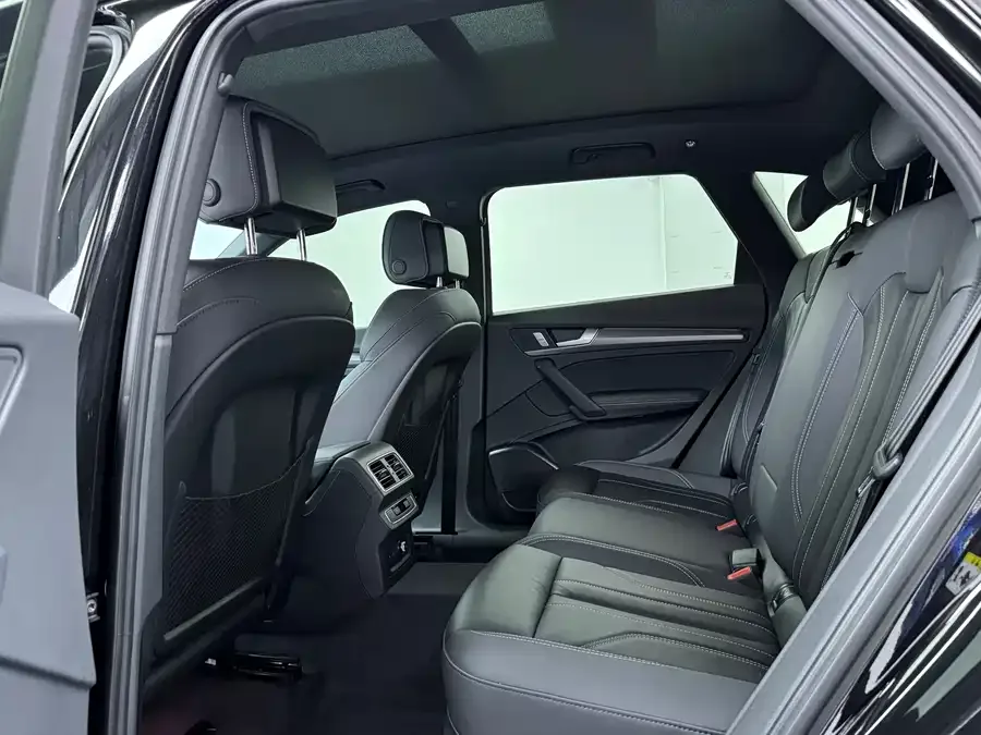 Audi Q5L 2023 40T luxury and dynamic model 2023 — миниатюра 4