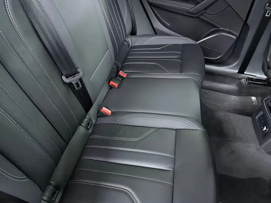 Audi Q5L 2023 40T luxury and dynamic model 2023 — миниатюра 5