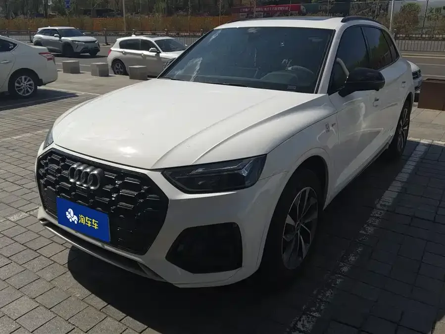 Audi Q5L 2023 40T luxury and dynamic model 2023 — фото 1, купить с доставкой в Москву