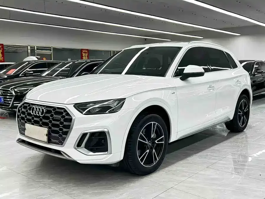 Audi Q5L 2022
