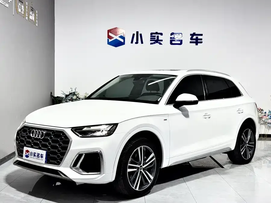 Audi Q5L 2022 40T Fashion Dynamic Edition 2023 — фото 1, купить с доставкой в Москву