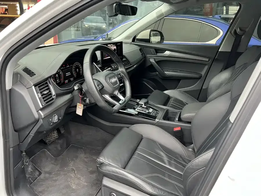 Audi Q5L 2022 45T luxury and dynamic model 2022 — миниатюра 3