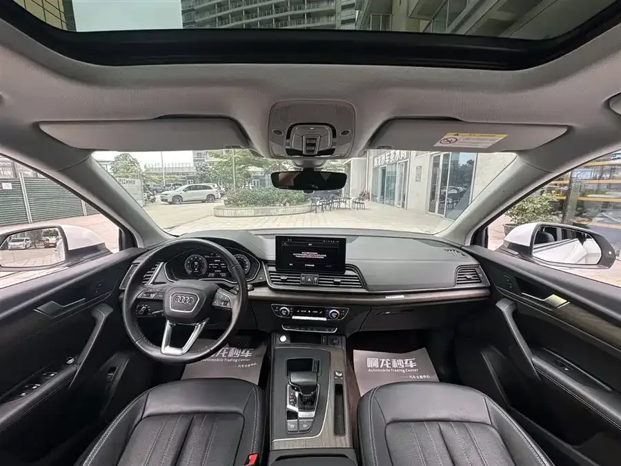 Audi Q5L 2022 facelift 40T luxury and elegant model 2023 — миниатюра 2