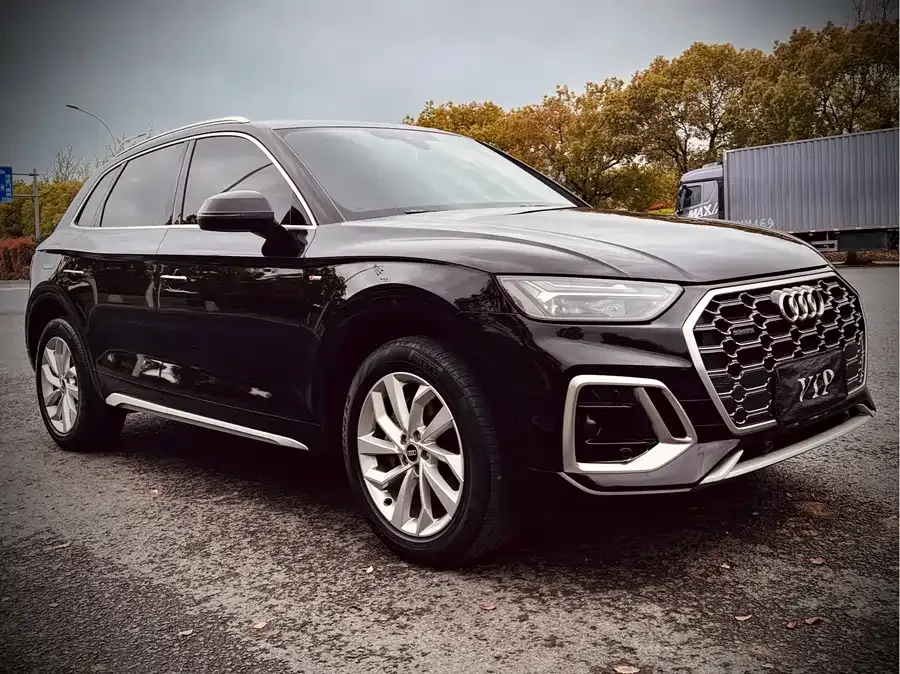 Audi Q5L 2022