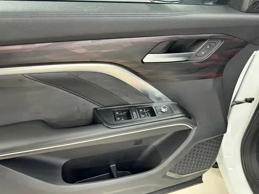 Haval H6 Haval H6 2021 National Fashion Edition 1.5T Automatic Urban Edition 2022 — миниатюра 4
