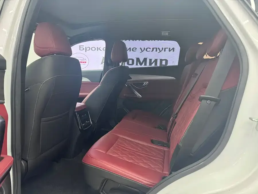 Jetour X70 Plus JETOUR X70 PLUS 2023 1.5T DCT Brave PLUS 5-seater 2023 — миниатюра 2