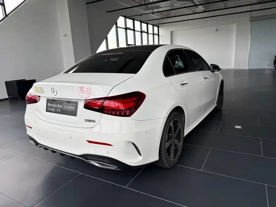 Mercedes-Benz Class A Mercedes-Benz A-Class 2024 A 200 L Fashion Edition 2024 — миниатюра 4