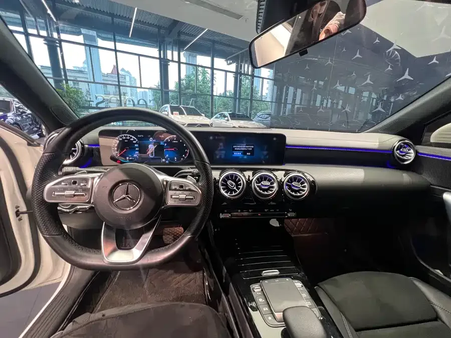 Mercedes-Benz Class A Mercedes-Benz A-Class 2022 A 200 L Sports Sedan Dynamic Edition 2022 — миниатюра 5