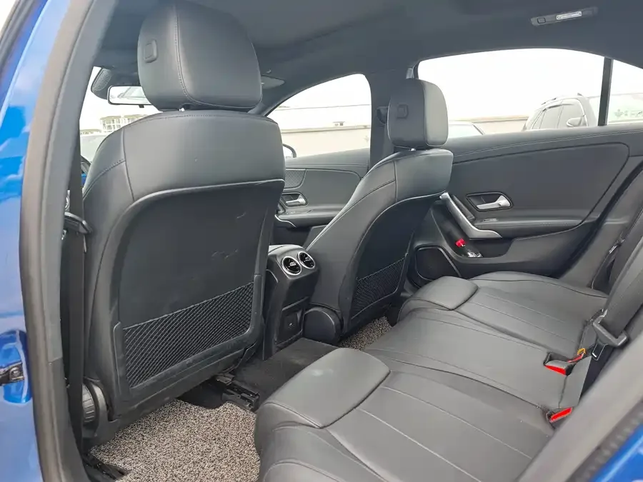 Mercedes-Benz Class A Mercedes-Benz A-Class 2023 A 200 L Dynamic Edition 2023 — миниатюра 4