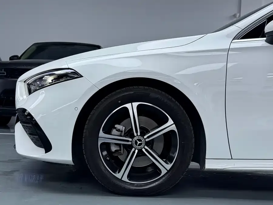 Mercedes-Benz Class A Mercedes-Benz A-Class 2023 A 200 L Fashion Edition 2023 — миниатюра 5