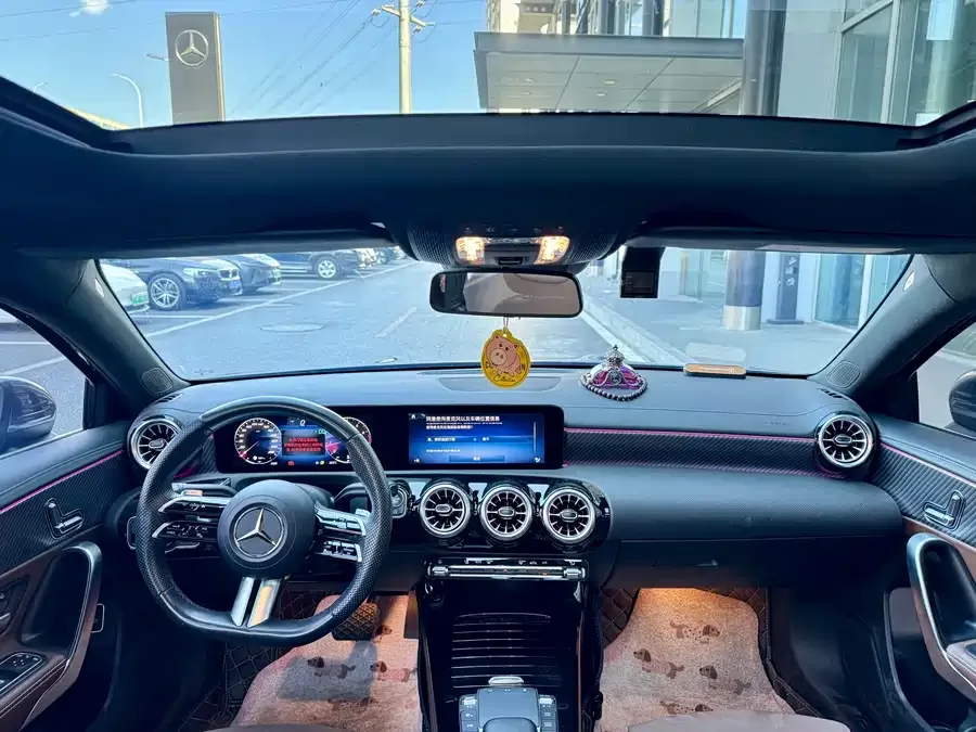 Mercedes-Benz Class A Mercedes-Benz A-Class 2024 A 200 L Fashion Edition 2023 — миниатюра 5