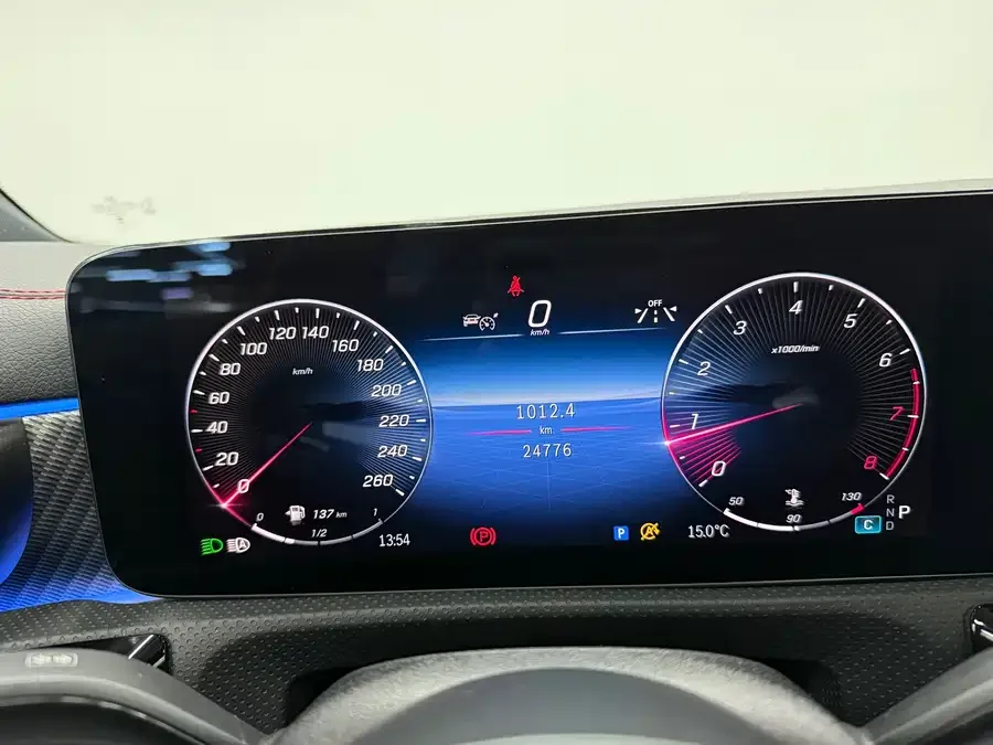 Mercedes-Benz Class A Mercedes-Benz A-Class 2024 A 200 L Fashion Edition 2024 — миниатюра 2