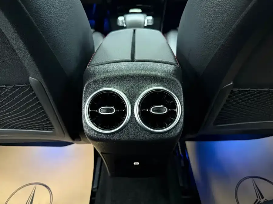 Mercedes-Benz Class A Mercedes-Benz A-Class 2024 A 200 L Fashion Edition 2024 — миниатюра 5