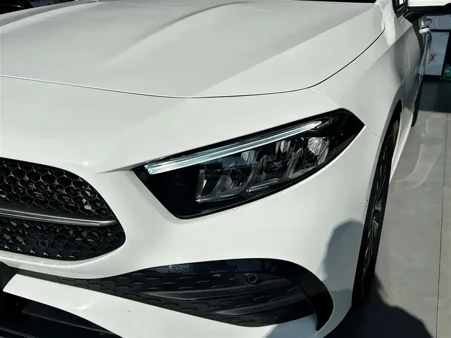 Mercedes-Benz Class A Mercedes-Benz A-Class 2023 A 200 L Dynamic Edition 2023 — миниатюра 3