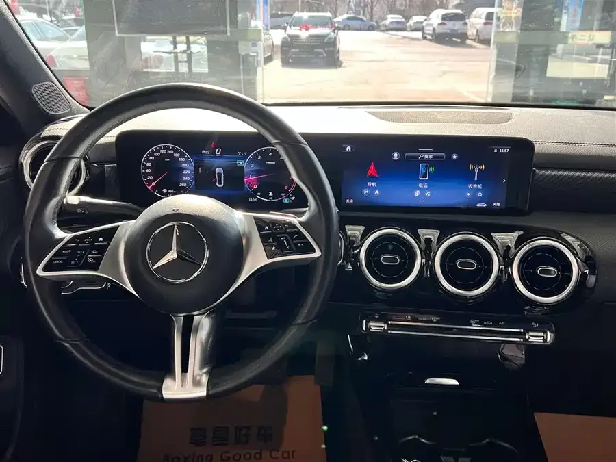 Mercedes-Benz Class A Mercedes-Benz A-Class 2023 A 200 L Dynamic Edition 2023 — миниатюра 5