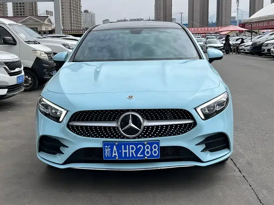Mercedes-Benz Class A Mercedes-Benz A-Class 2022 A 200 L Sports Sedan Dynamic Edition 2022 — фото 1, купить с доставкой в Москву