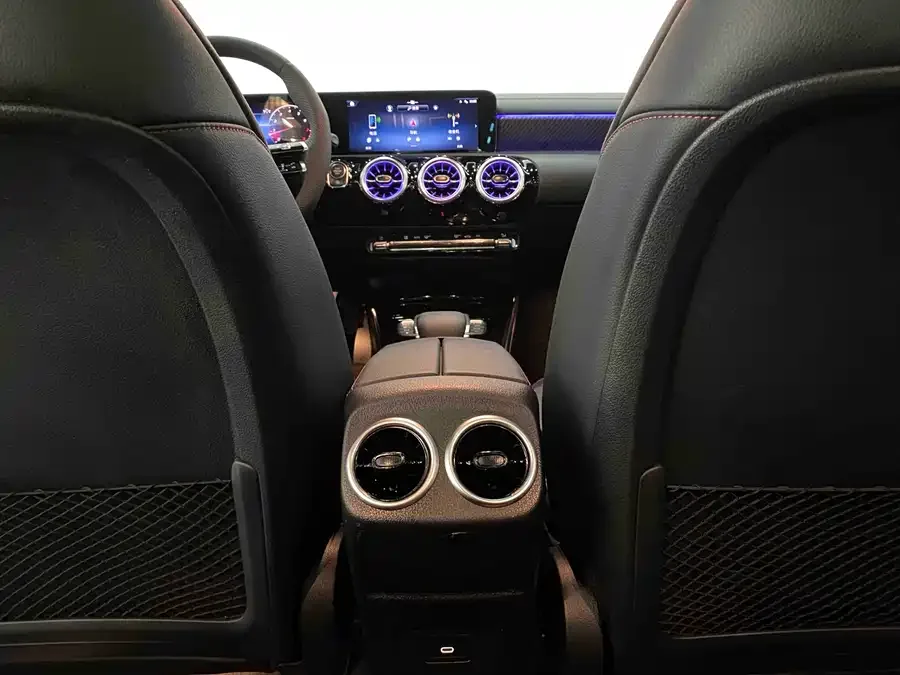 Mercedes-Benz Class A Mercedes-Benz A-Class 2023 A 200 L Fashion Edition 2023 — миниатюра 5