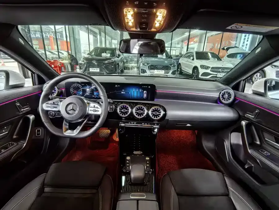 Mercedes-Benz Class A Mercedes-Benz A-Class 2023 A 200 L Fashion Edition 2023 — миниатюра 4