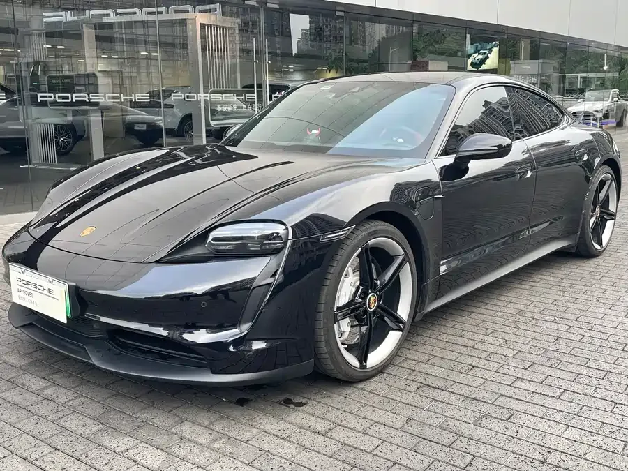 Porsche Taycan 2024