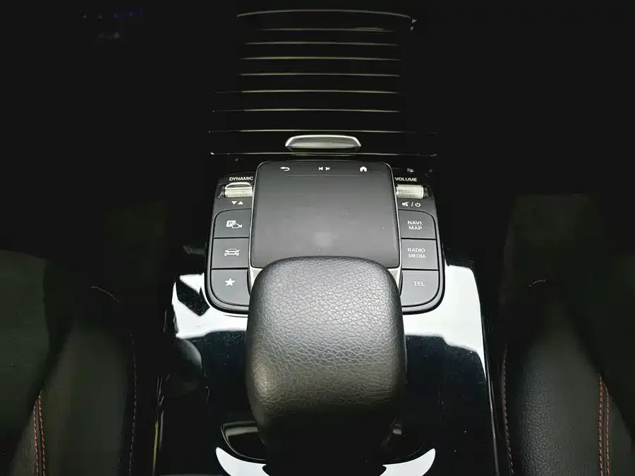 Mercedes-Benz Class A Mercedes-Benz A-Class 2023 A 200 L Fashion Edition 2023 — миниатюра 4