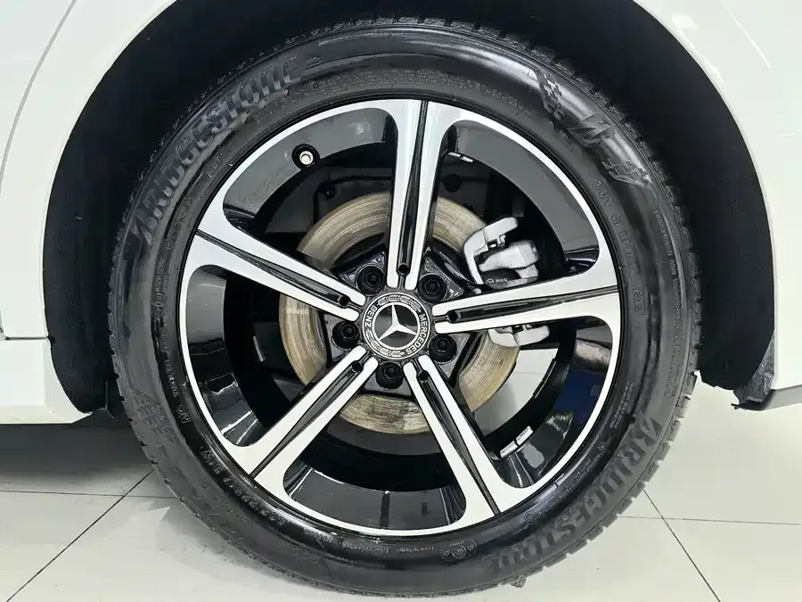 Mercedes-Benz Class A Mercedes-Benz A-Class 2023 A 200 L Fashion Edition 2023 — миниатюра 5