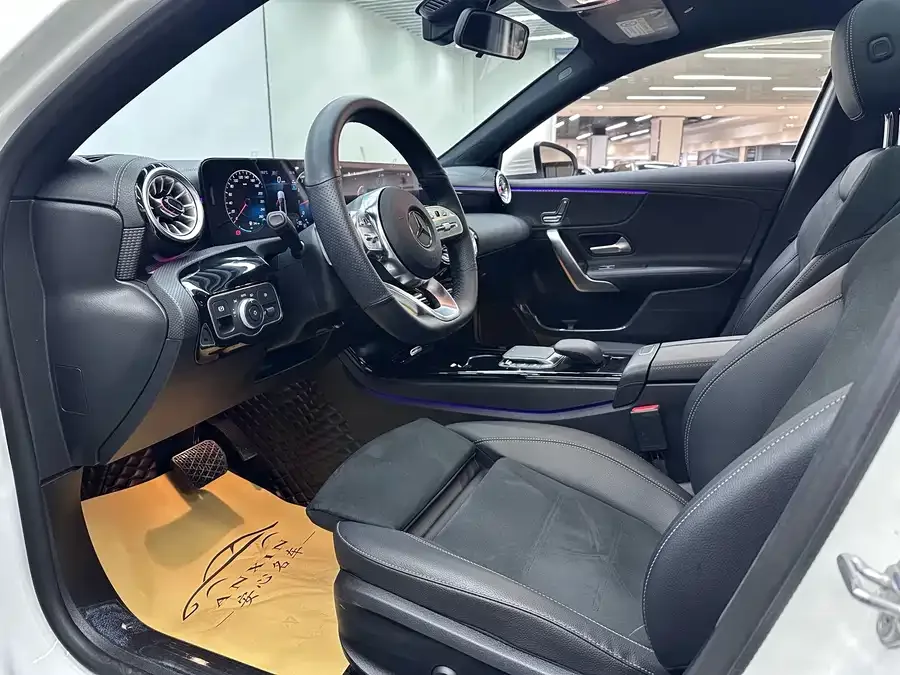 Mercedes-Benz Class A Mercedes-Benz A-Class 2022 Model Three A 200 L Sports Sedan Fashion Model 2023 — миниатюра 3
