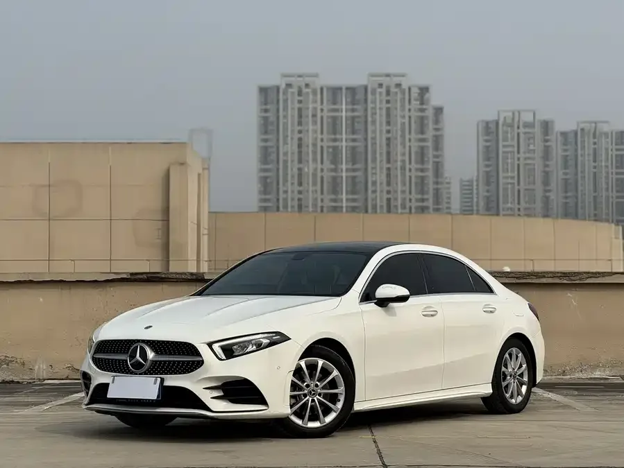 Mercedes-Benz Class A 2023