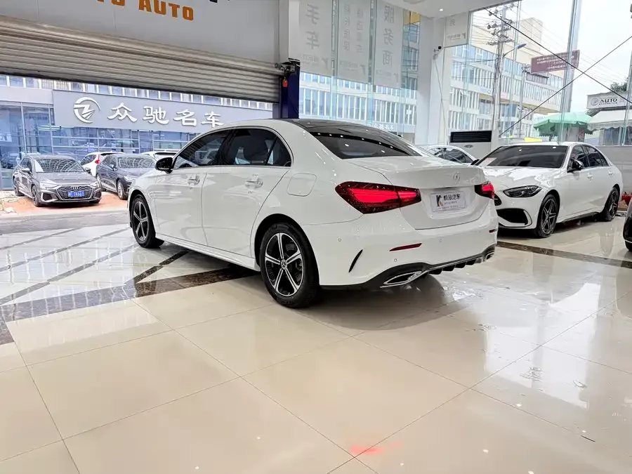 Mercedes-Benz Class A Mercedes-Benz A-Class 2023 A 200 L Fashion Edition 2023 — миниатюра 5