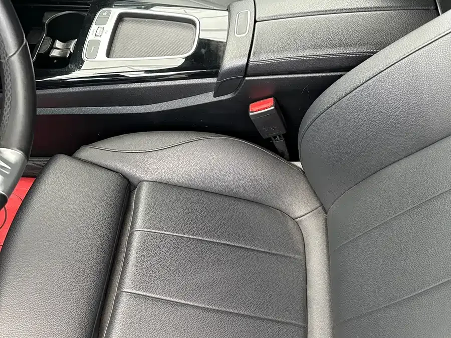 Mercedes-Benz Class A Mercedes-Benz A-Class 2024 A 200 L Fashion Edition 2024 — миниатюра 5