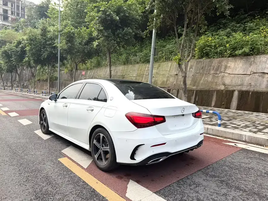 Mercedes-Benz Class A Mercedes-Benz A-Class 2023 A 200 L Fashion Edition 2023 — миниатюра 4