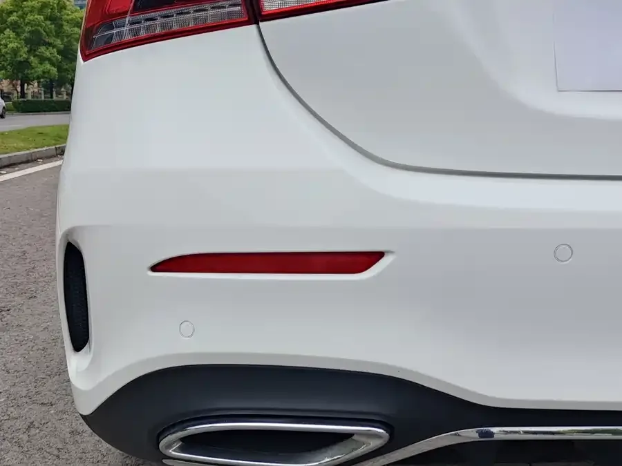 Mercedes-Benz Class A Mercedes-Benz A-Class 2021 A 200 L Sports Sedan Fashion Edition 2022 — миниатюра 3