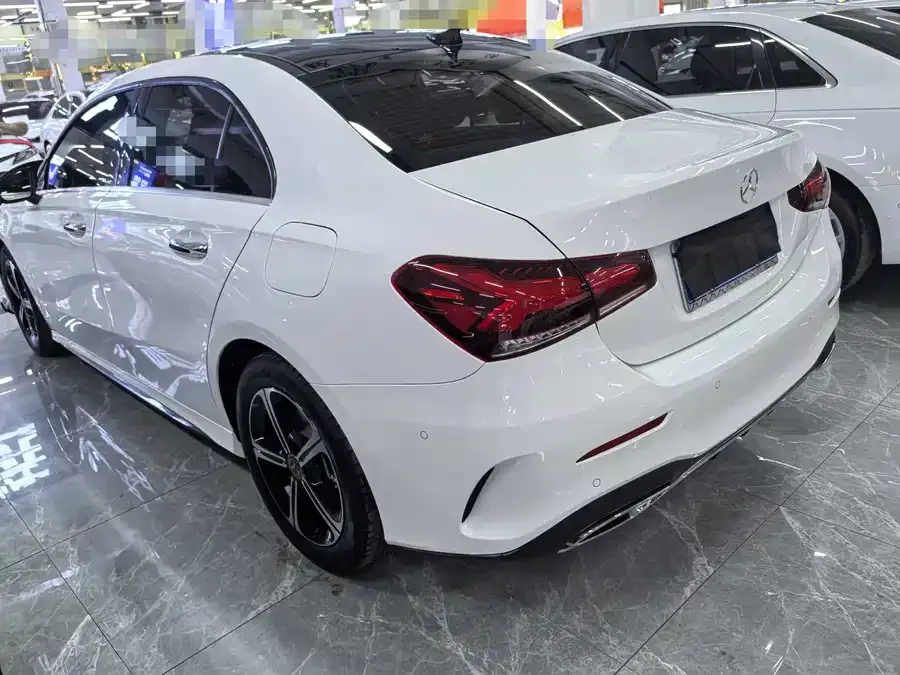 Mercedes-Benz Class A Mercedes-Benz A-Class 2023 A 200 L Fashion Edition 2023 — миниатюра 4