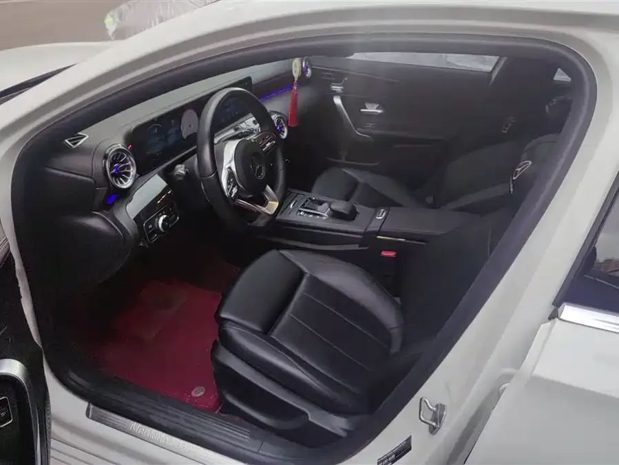 Mercedes-Benz Class A Mercedes-Benz A-Class 2022 A 200 L Sports Sedan Fashion Edition 2022 — миниатюра 3