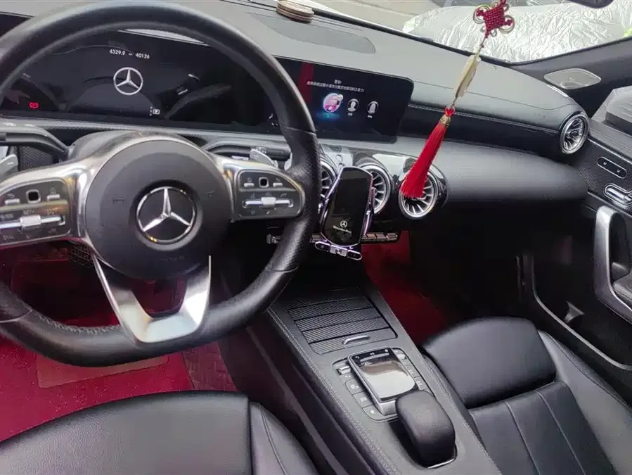 Mercedes-Benz Class A Mercedes-Benz A-Class 2022 A 200 L Sports Sedan Fashion Edition 2022 — миниатюра 4