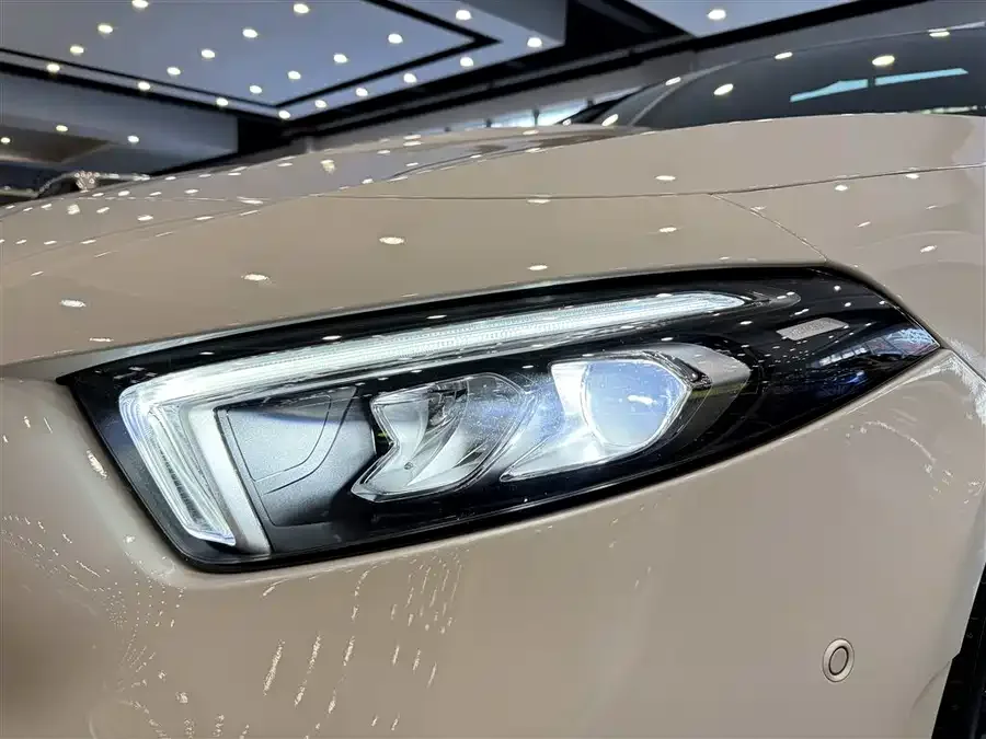 Mercedes-Benz Class A Mercedes-Benz A-Class 2022 Model Three A 200 L Sports Sedan Fashion Model 2023 — миниатюра 4