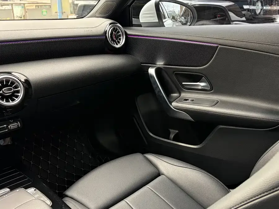 Mercedes-Benz Class A Mercedes-Benz A-Class 2022 A 200 L Sports Sedan Fashion Edition 2022 — миниатюра 5